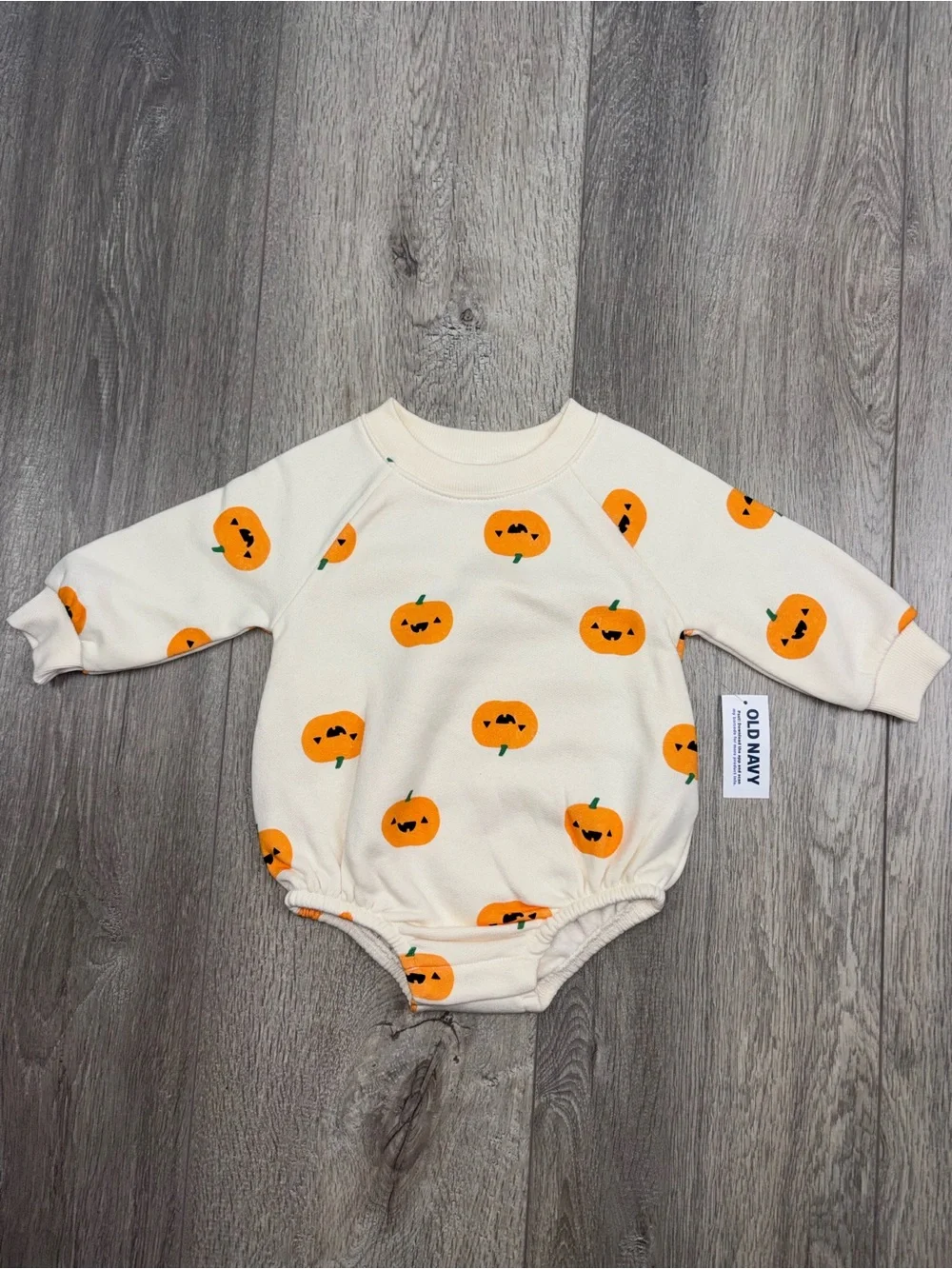 Old Navy Halloween Pumpkin Romper 3-6 Months New
